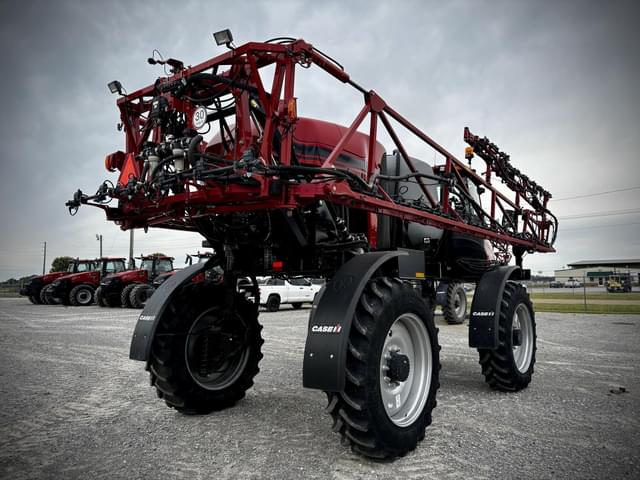Image of Case IH Patriot 2250 equipment image 4