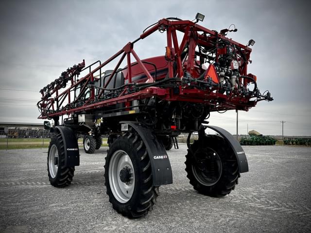 Image of Case IH Patriot 2250 equipment image 2