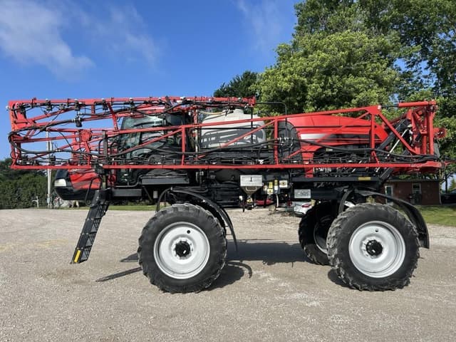 Image of Case IH Patriot 2250 equipment image 2
