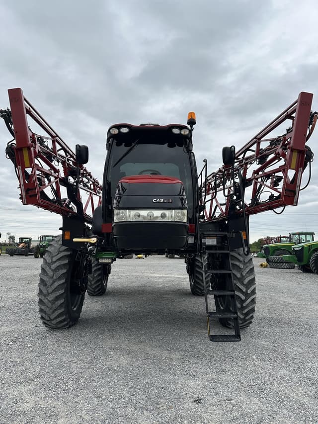 Image of Case IH Patriot 3340 equipment image 3