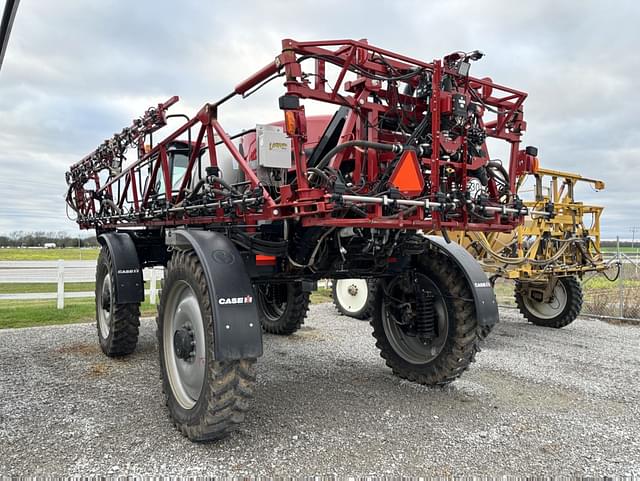 Image of Case IH Patriot 3340 equipment image 4