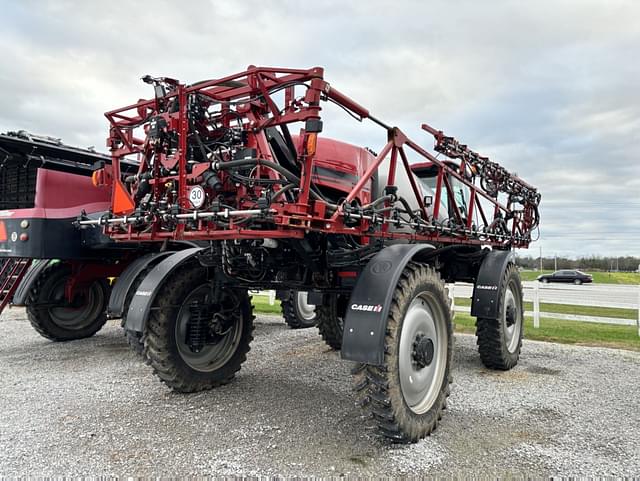 Image of Case IH Patriot 3340 equipment image 2