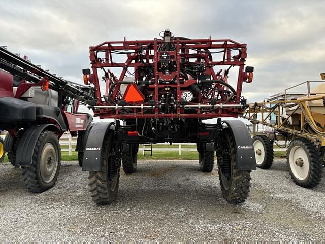 Image of Case IH Patriot 3340 equipment image 3