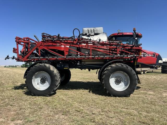 Image of Case IH Patriot 4440 equipment image 1