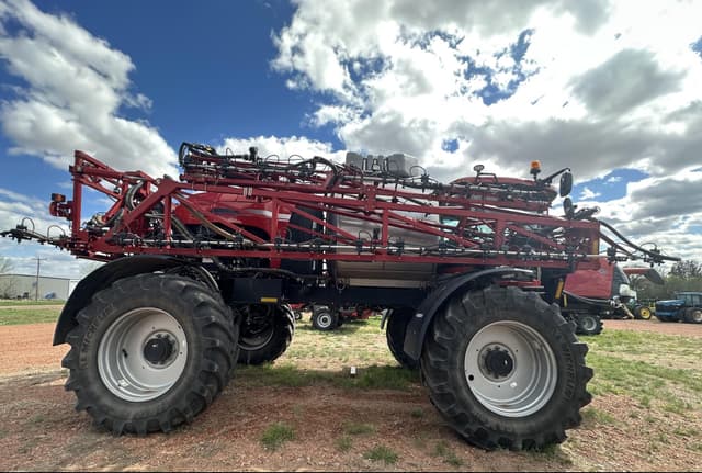 Image of Case IH Patriot 4440 equipment image 1