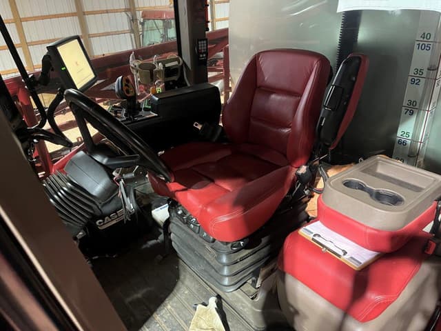 Image of Case IH Patriot 4440 equipment image 4