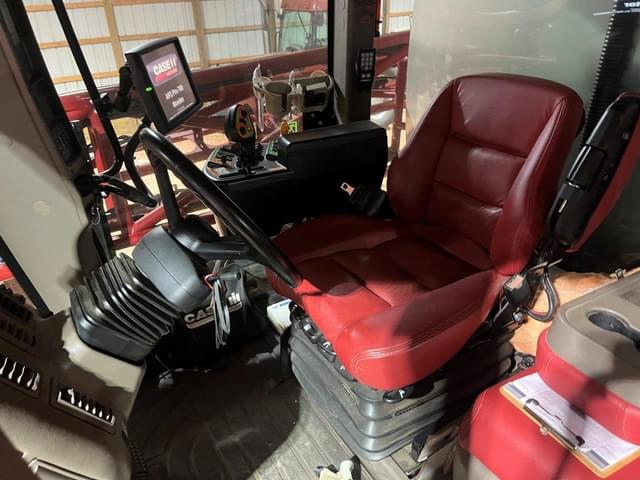 Image of Case IH Patriot 4440 equipment image 3