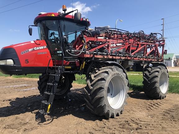 Image of Case IH Patriot 4440 Primary image