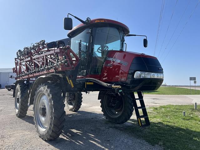 Image of Case IH Patriot 4440 equipment image 1