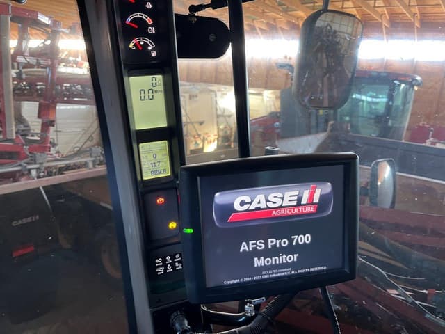 Image of Case IH Patriot 4440 equipment image 4