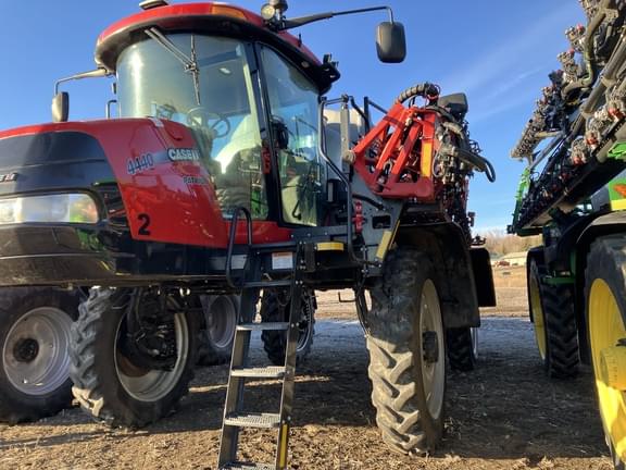 Image of Case IH Patriot 4440 equipment image 1