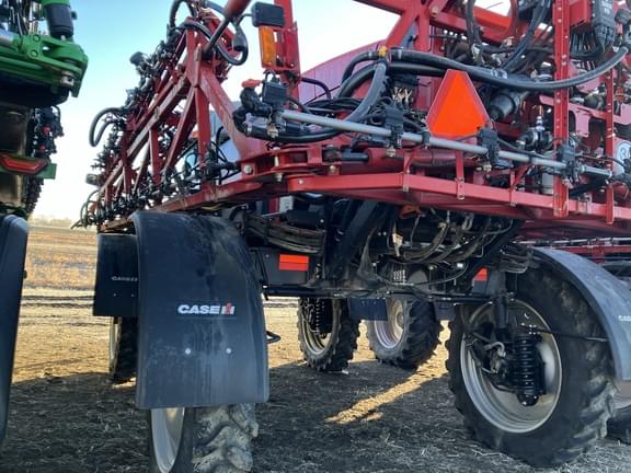 Image of Case IH Patriot 4440 equipment image 3