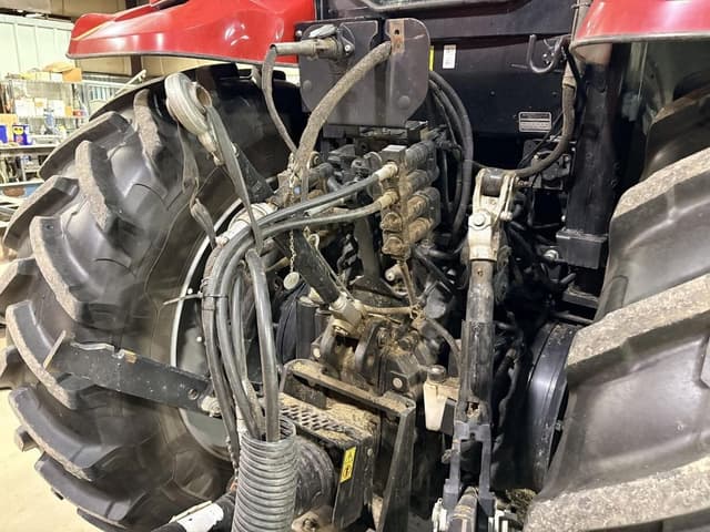 Image of Case IH Puma 165 equipment image 4