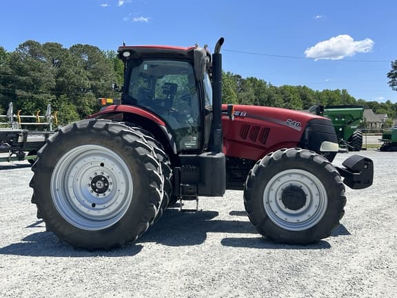 Image of Case IH Puma 240 equipment image 4