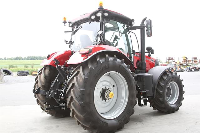 Image of Case IH Puma 240 equipment image 3