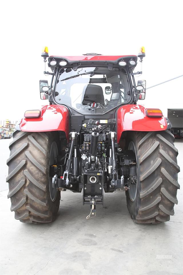 Image of Case IH Puma 240 equipment image 4