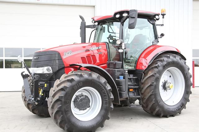 Image of Case IH Puma 240 equipment image 1