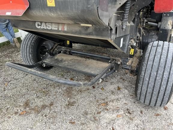 Image of Case IH RB455 equipment image 2