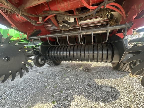 Image of Case IH RB455A equipment image 3