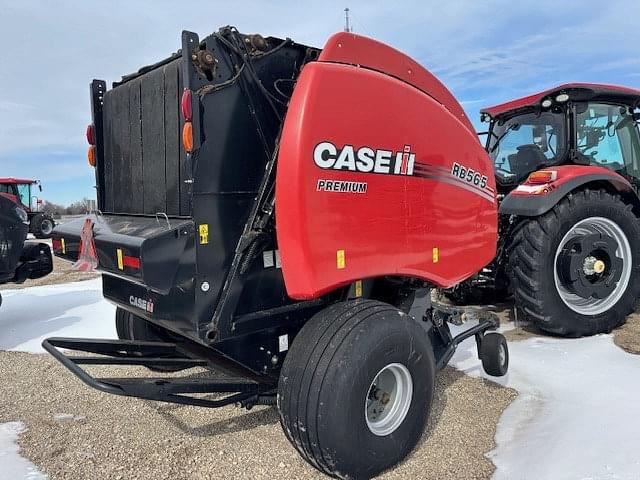 Image of Case IH RB565 equipment image 4