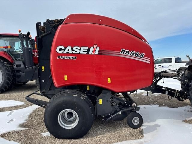 Image of Case IH RB565 equipment image 3