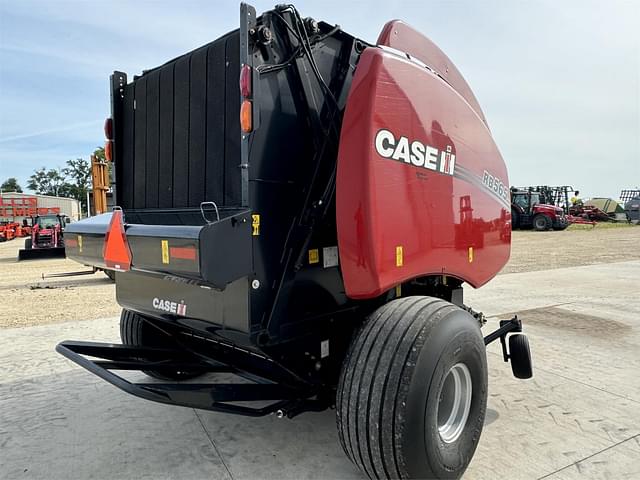 Image of Case IH RB565 equipment image 1