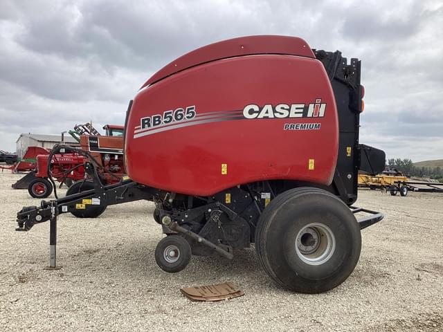 Image of Case IH RB565 Premium equipment image 2