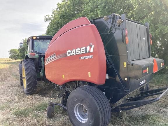 Image of Case IH RB565 equipment image 4