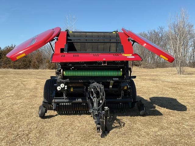 Image of Case IH RB565 Premium equipment image 4