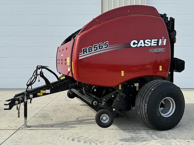 Image of Case IH RB565 Premium equipment image 4