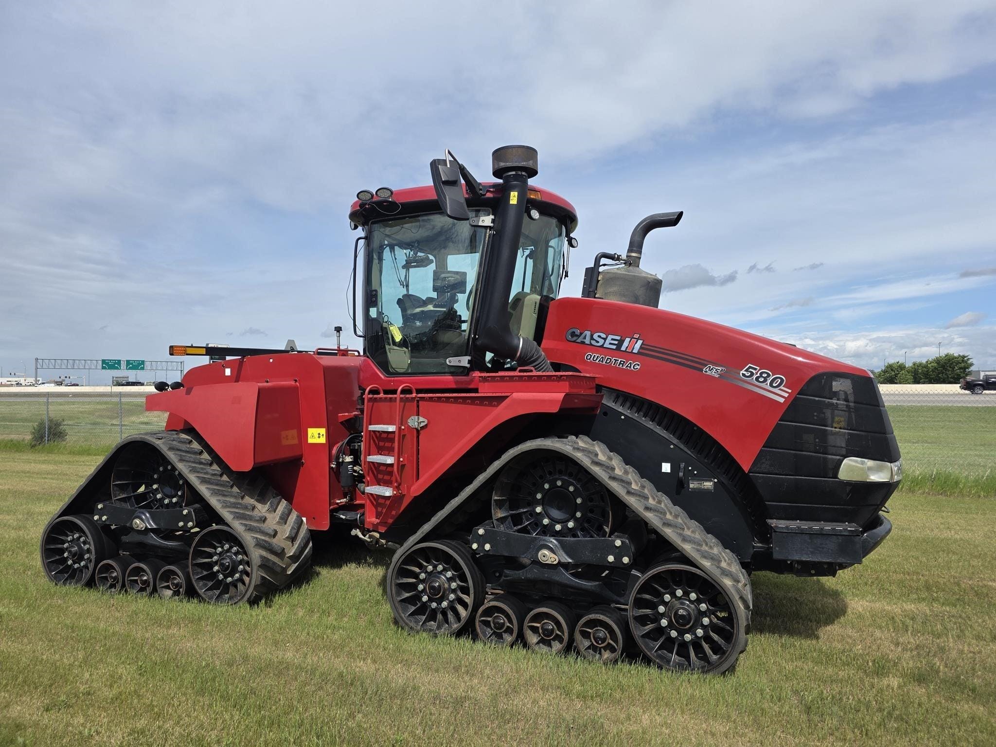 2020 Case IH Steiger 580 Quadtrac Equipment Image0