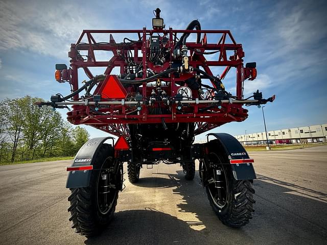 Image of Case IH 5550 Trident equipment image 3