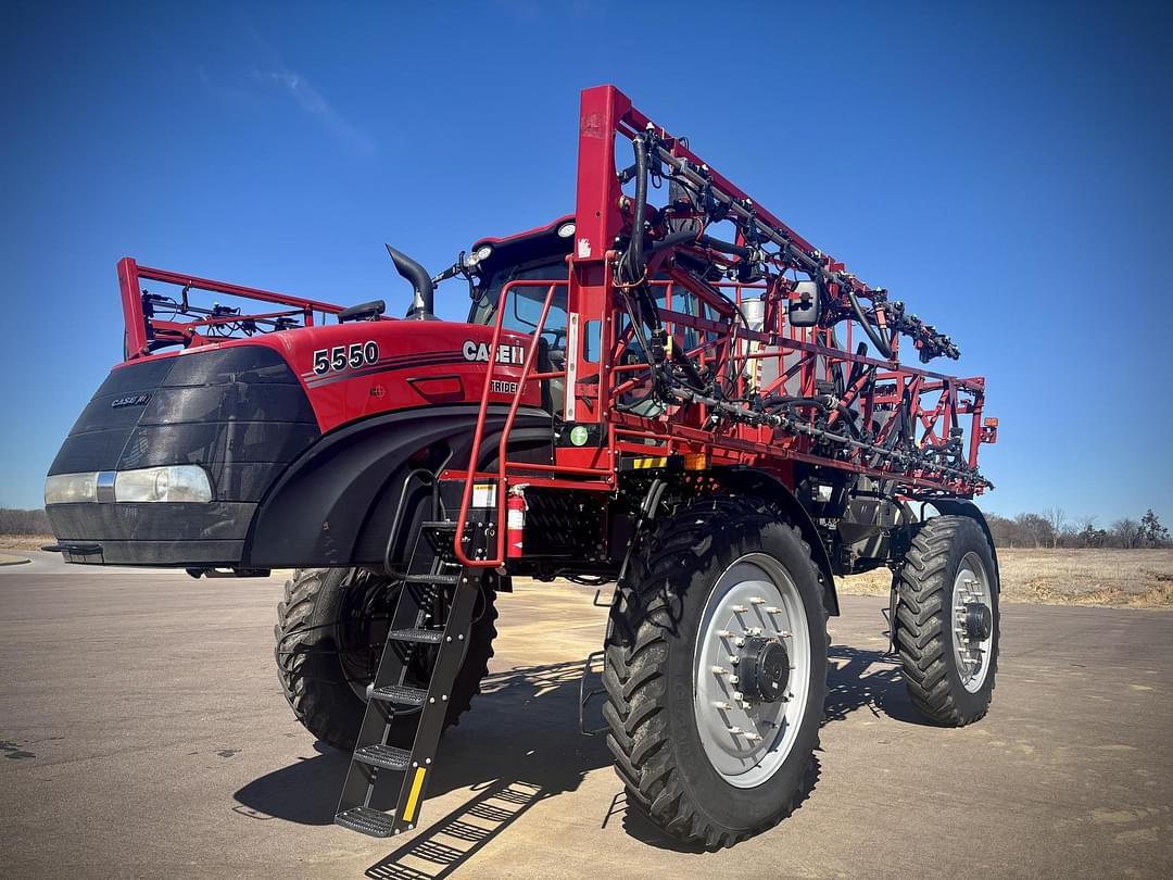 Image of Case IH 5550 Trident Primary image