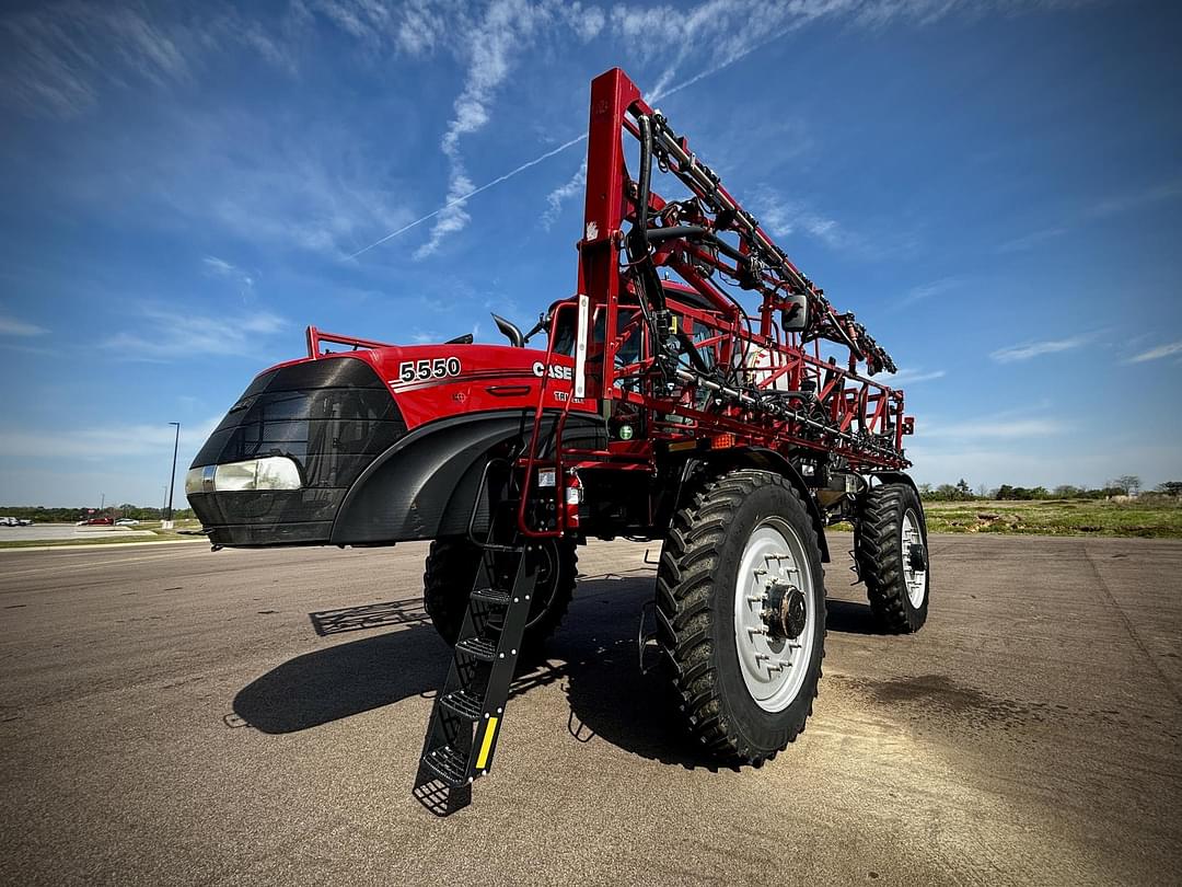 Image of Case IH 5550 Trident Primary image