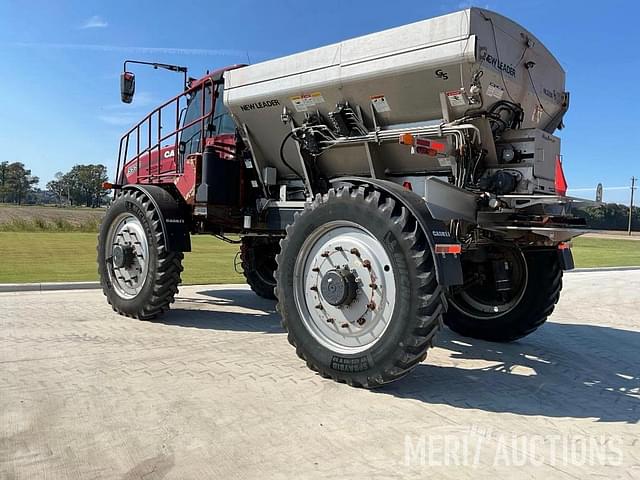 Image of Case IH 5550 Trident equipment image 2