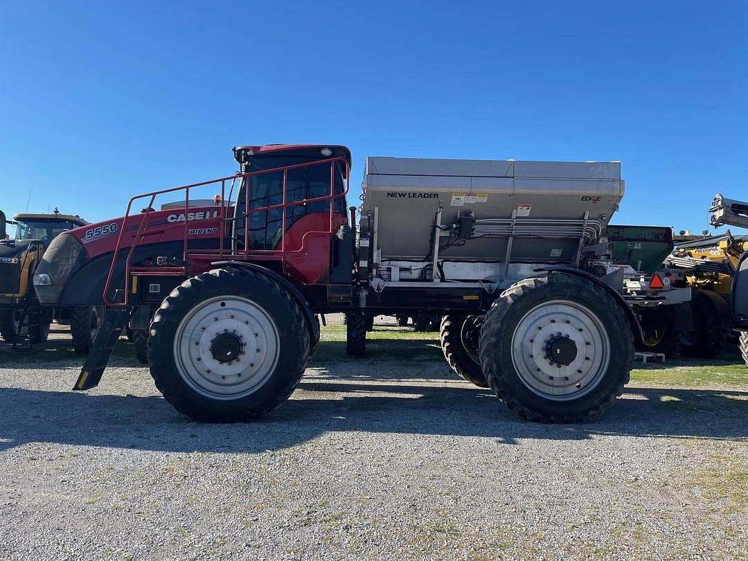 Image of Case IH 5550 Trident Image 0