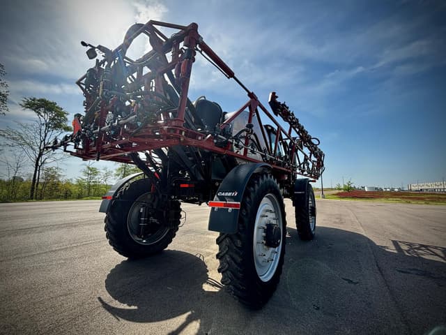 Image of Case IH 5550 Trident equipment image 4