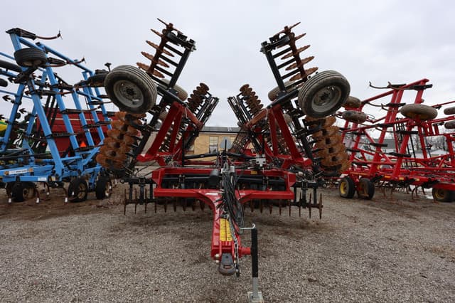 Image of Case IH Barracuda 335 equipment image 1