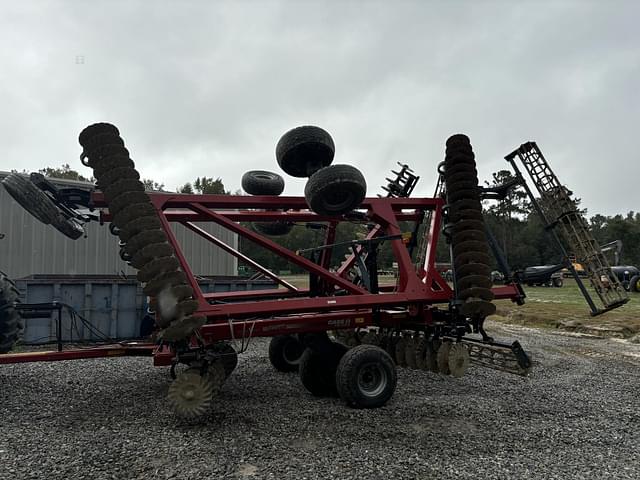 Image of Case IH 335VT equipment image 1