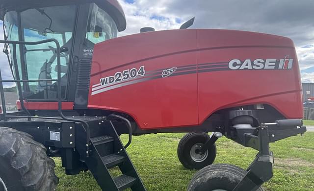 Image of Case IH WD2504 equipment image 2