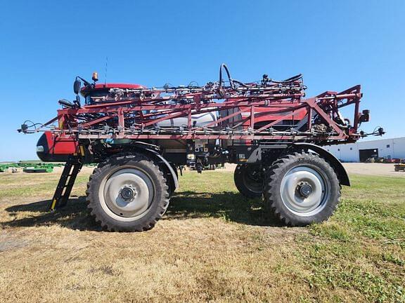 Image of Case IH Patriot 4440 equipment image 1