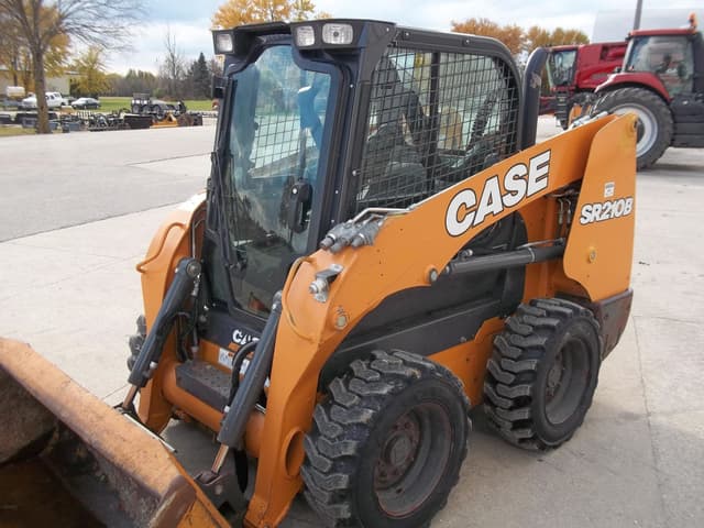 Image of Case SR210B equipment image 3