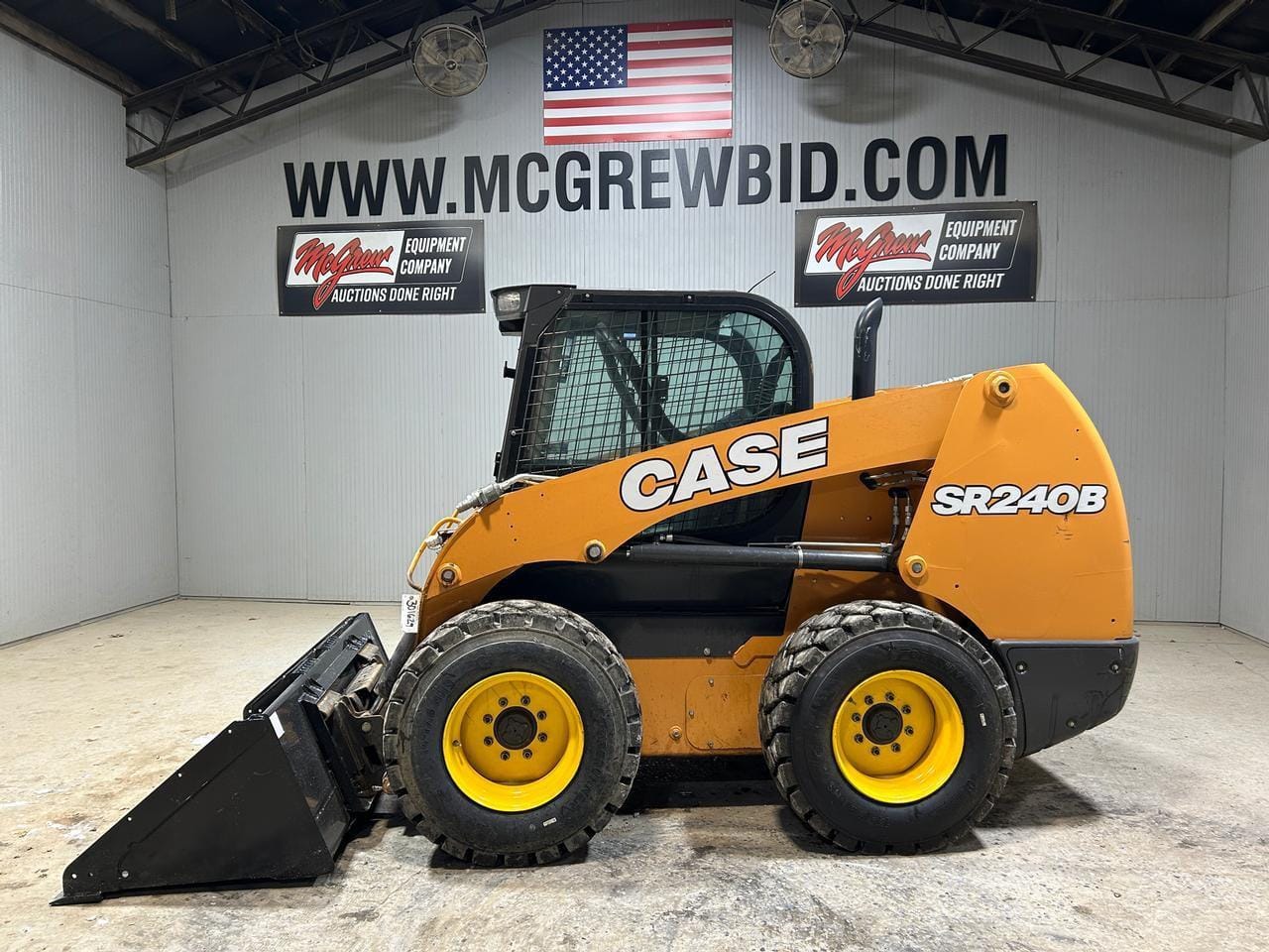 2020 Case SR240B Equipment Image0