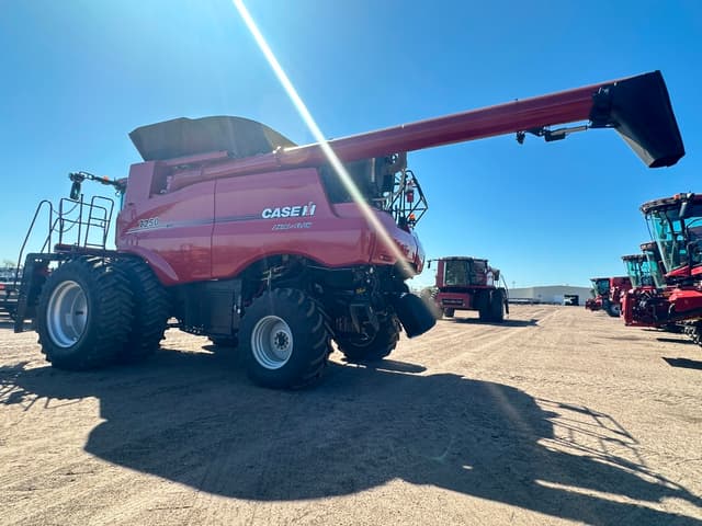 Image of Case IH 7250 equipment image 3