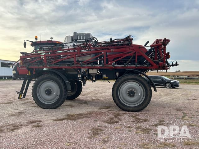 Image of Case IH Patriot 4440 equipment image 3