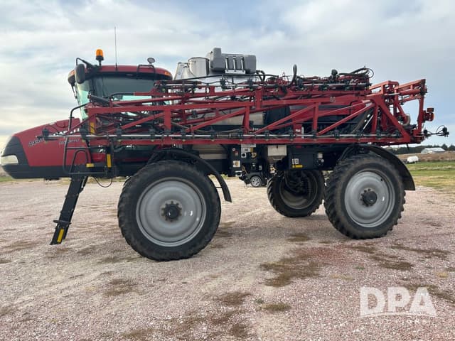 Image of Case IH Patriot 4440 equipment image 2