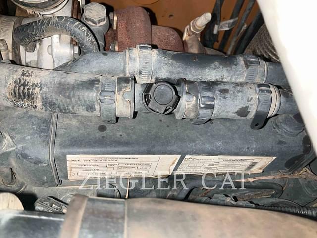 Image of Case TR310B equipment image 2