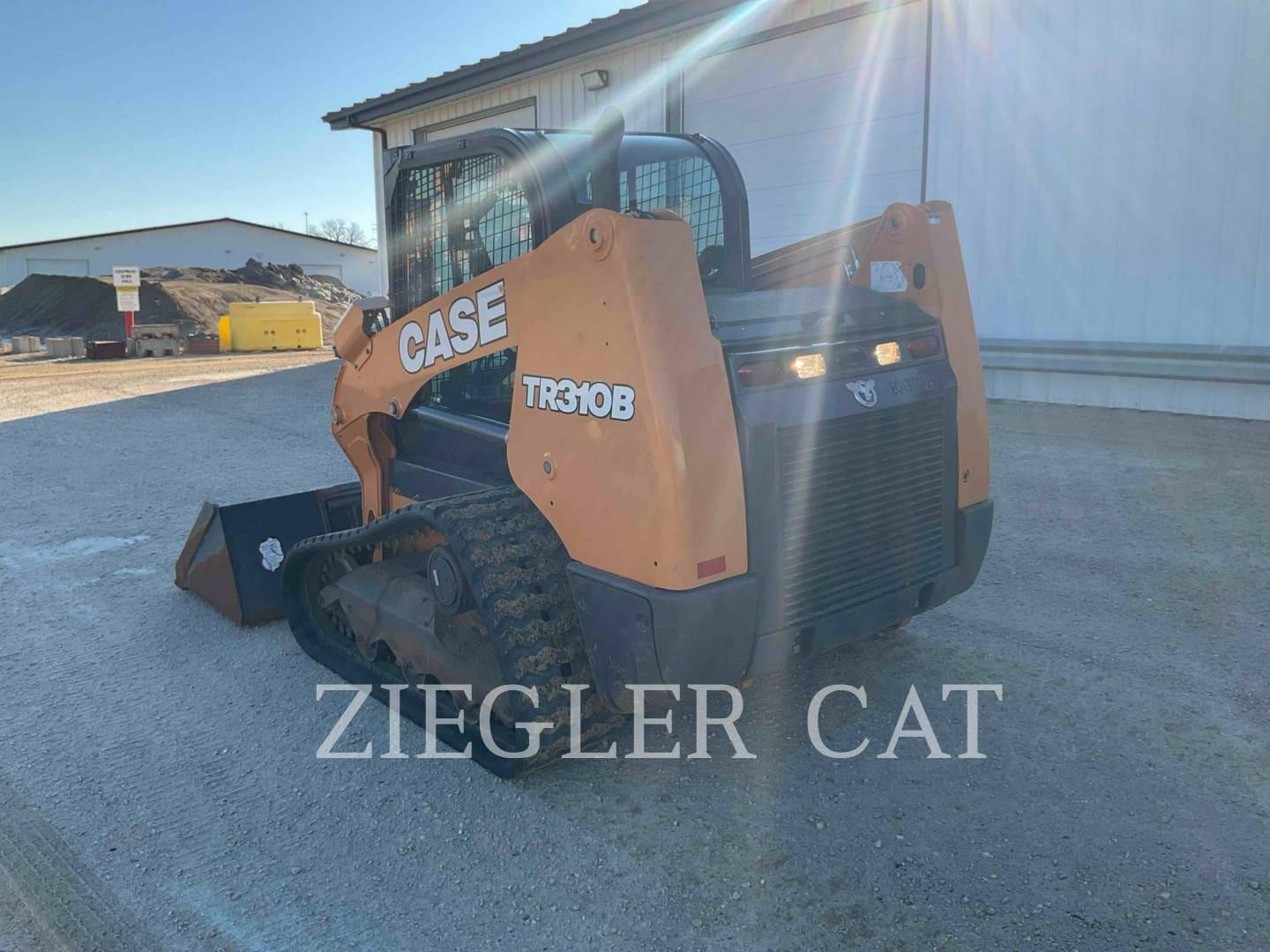 2020 Case TR310B Equipment Image0