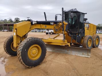 Main image Caterpillar 140