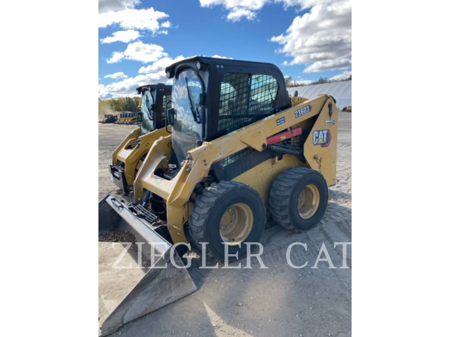 2020 Caterpillar 236D3 Equipment Image0